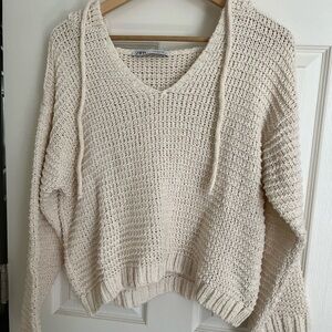 Zara Women's V-Neck Knit Sweater